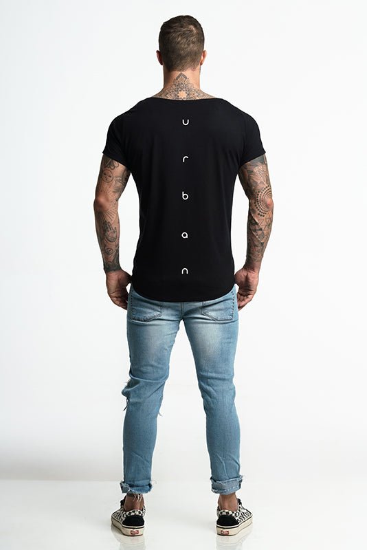 Urban - Scoop Neck T-Shirt In Black - uniQue.
