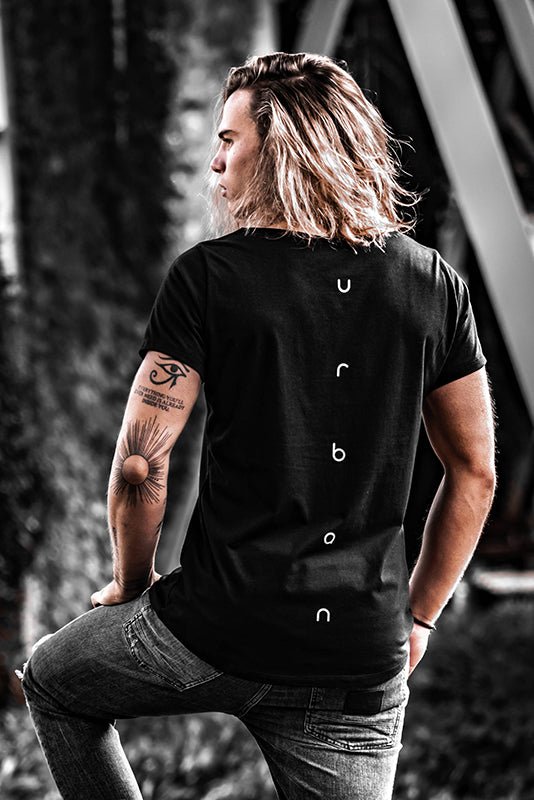 Urban - Scoop Neck T-Shirt In Black - uniQue.