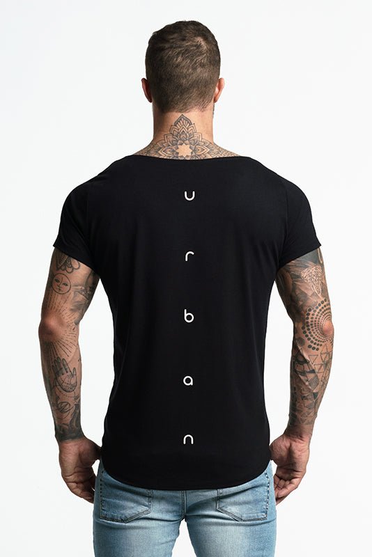 Urban - Scoop Neck T-Shirt In Black - uniQue.